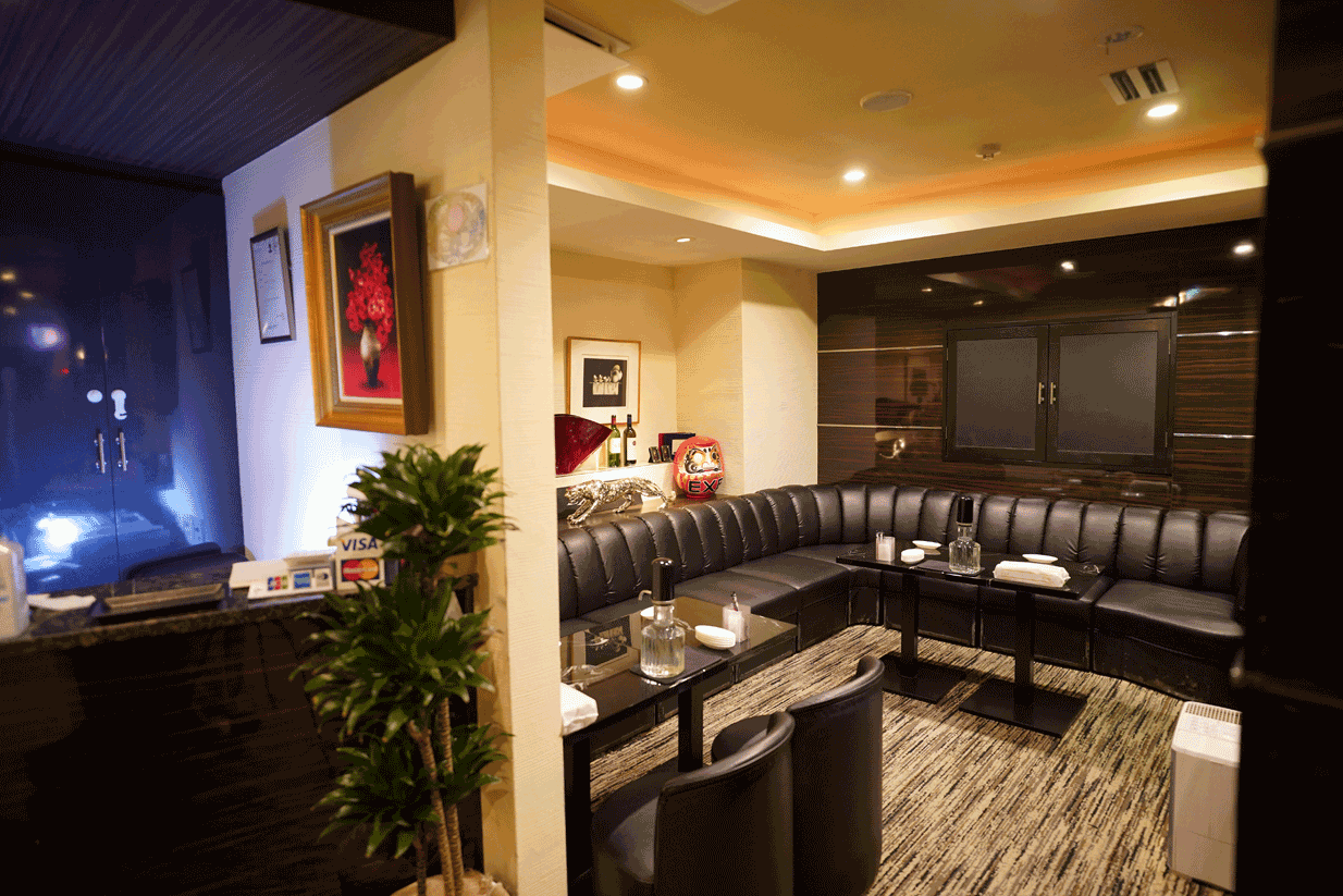 クラブEXEエグゼ店内